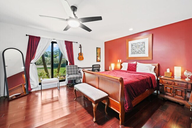 Foto del edificio - 4501 Briarcliff Ln