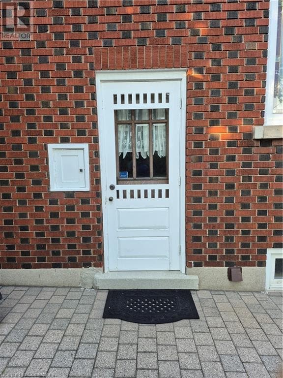 Photo principale - 12 Wellington St N