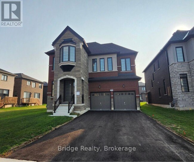 Building Photo - 201 Harwood Ave
