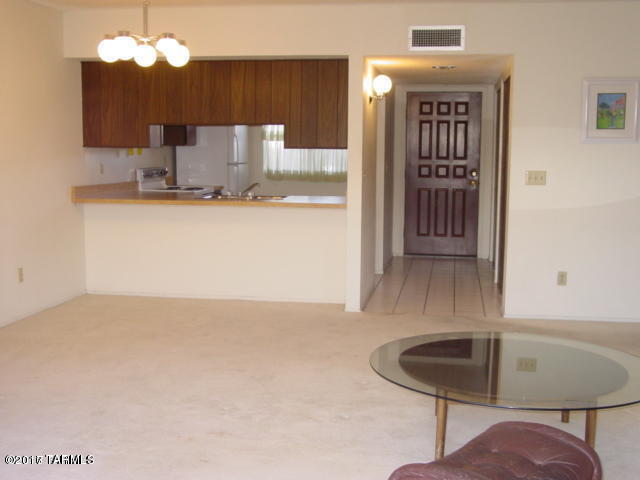 Building Photo - 964 S Pantano Rd