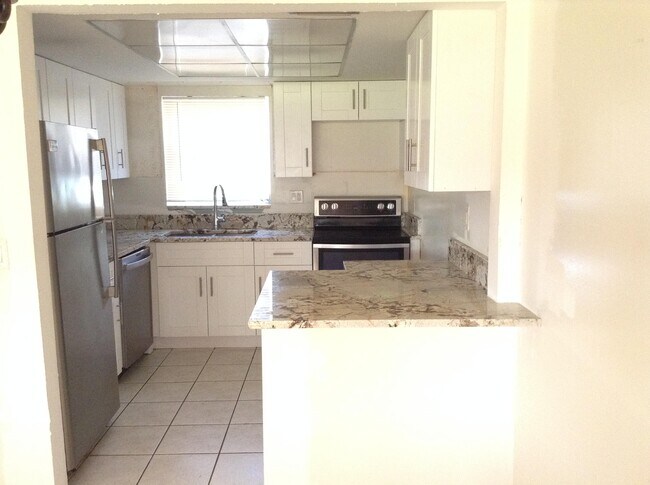 Foto del edificio - 2980 Crosley Dr W