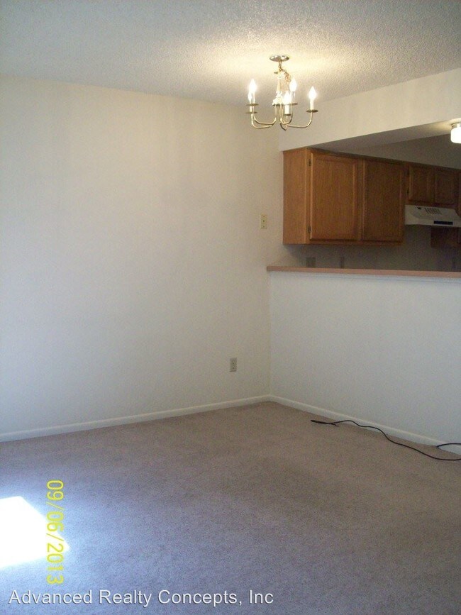 Building Photo - 2 br, 1 bath House - 6510 Apex Court