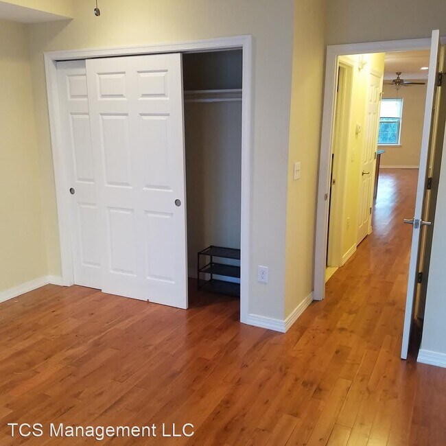 Building Photo - 1 br, 1 bath House - 2403 E. Norris St. #2...