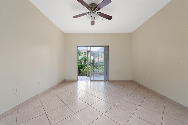 Foto del edificio - 5578 Metrowest Blvd