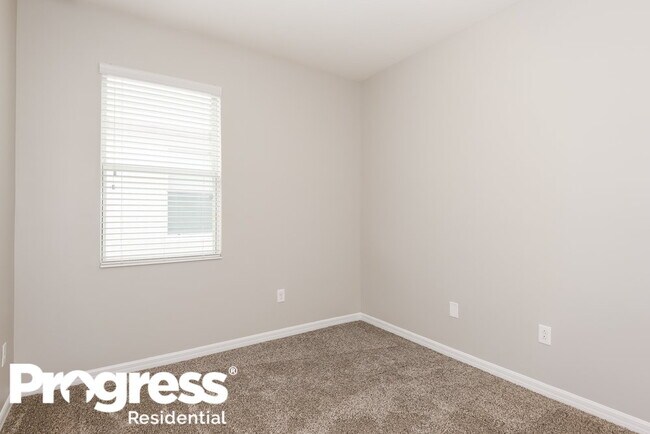 Foto del edificio - 7128 Forest Mere Dr