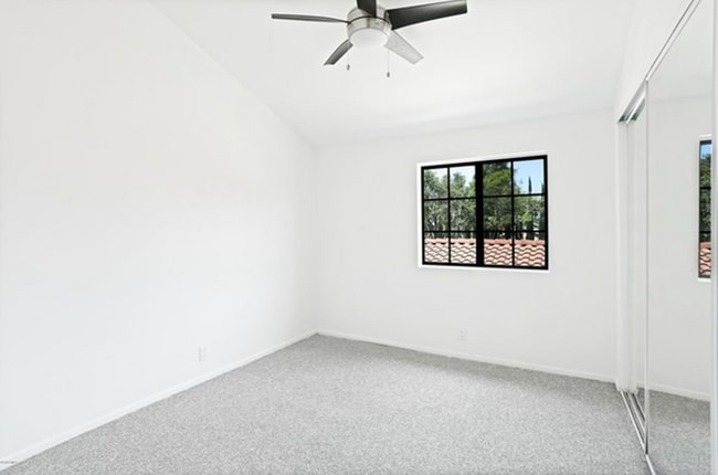 Building Photo - 1188 Via Montoya