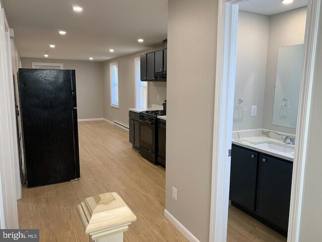 Foto del edificio - 224 1/2 Kern Street Unit 224 1/2