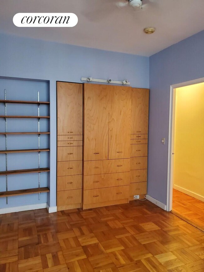 Foto del edificio - 517 E 77th St