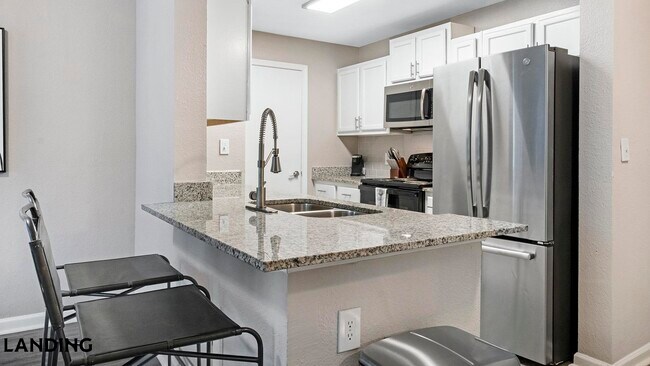 Building Photo - 17803 La Cantera Terrace