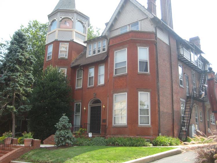 1304 Delaware Ave Unit 8, Wilmington, DE 19806 Condo for Rent in