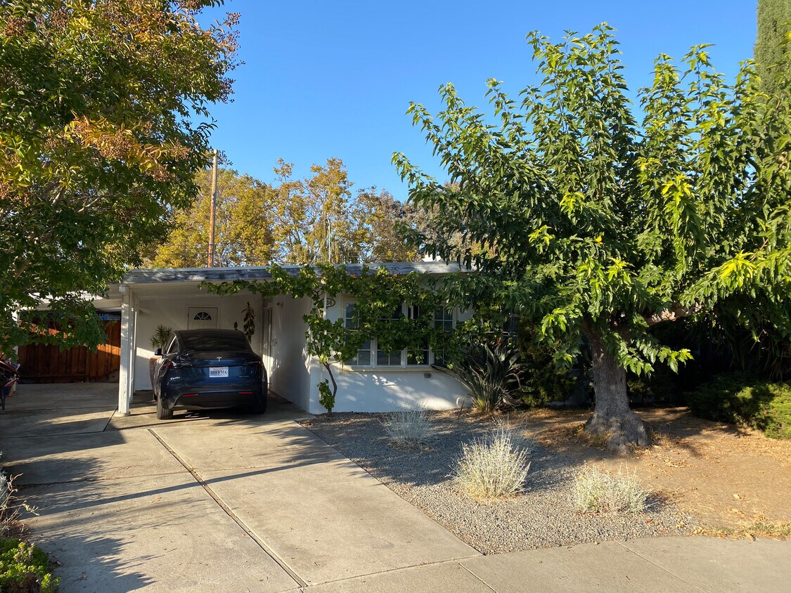 Vista de la calle - 134 Tyler Ct