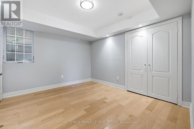 Building Photo - 98 Ner Israel Dr