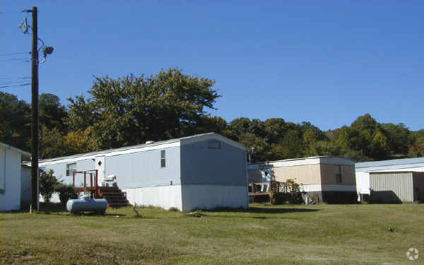 Primary Photo - Twin Oaks Mobile Home Park