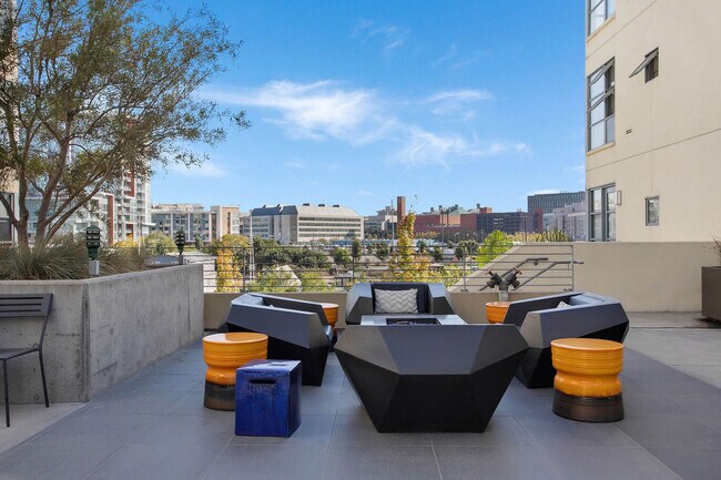 Foto del edificio - 355 Berry St