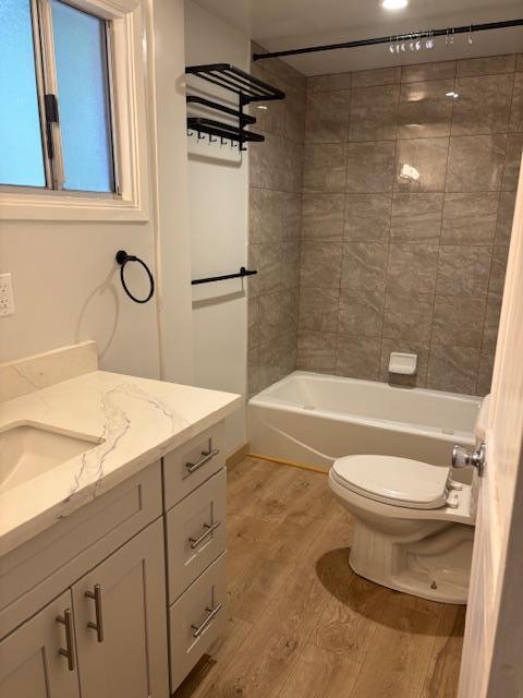 Foto del edificio - 14411 Big Basin Wy