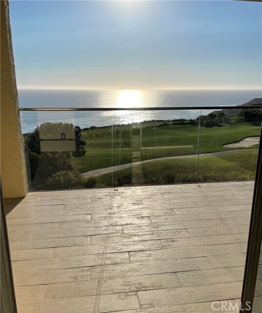 3200 La Rotonda Dr Unit 218, Rancho Palos Verdes, CA 90275 Condo for