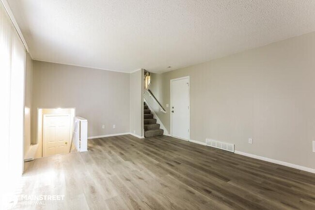 Building Photo - 167 Nelson Cir