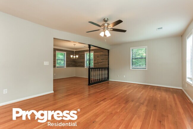 Foto del edificio - 4080 Dustin Dr NW