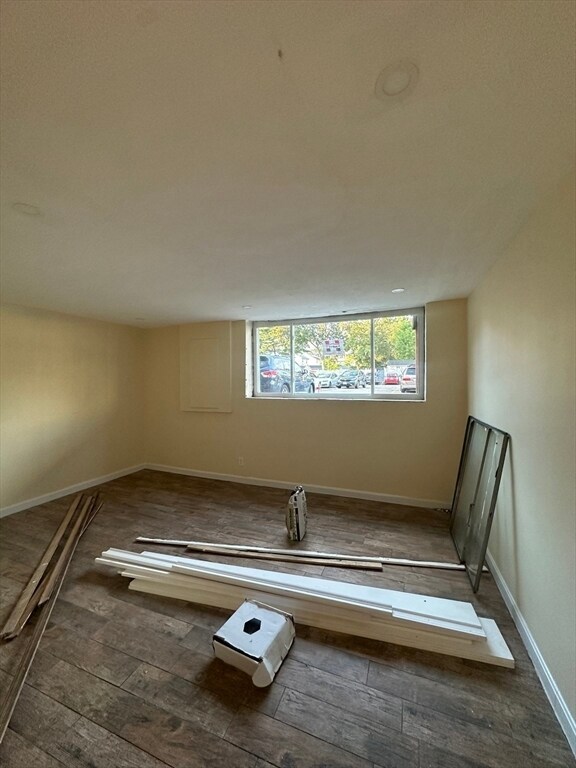 Building Photo - 800 Hyde Park Ave