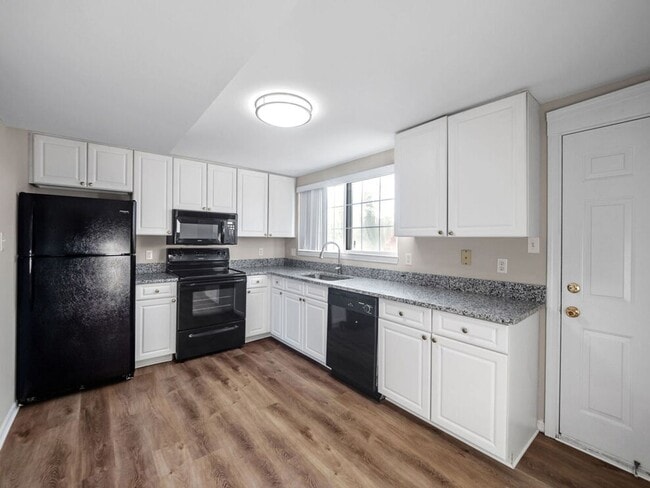 Interior Photo - Donovan Townhomes