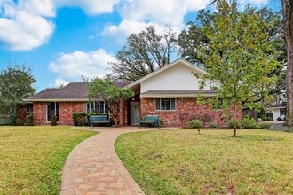 Building Photo - 1103 River Glyn Dr