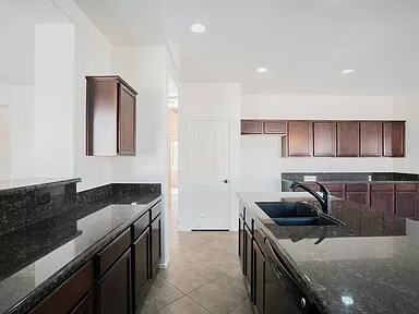 Foto del edificio - 16958 W Rio Vista Ln