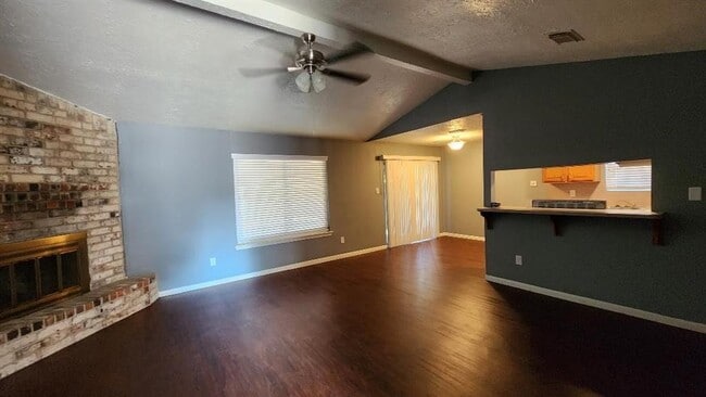Building Photo - 24218 Strong Pine Dr