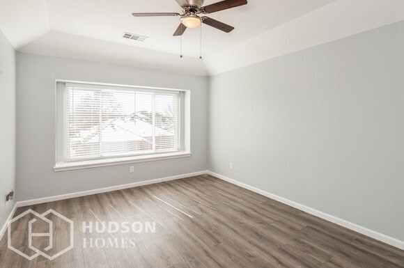 Foto del edificio - NOW AVAILABLE! - 1468 Altstatten Ln, Lewis...