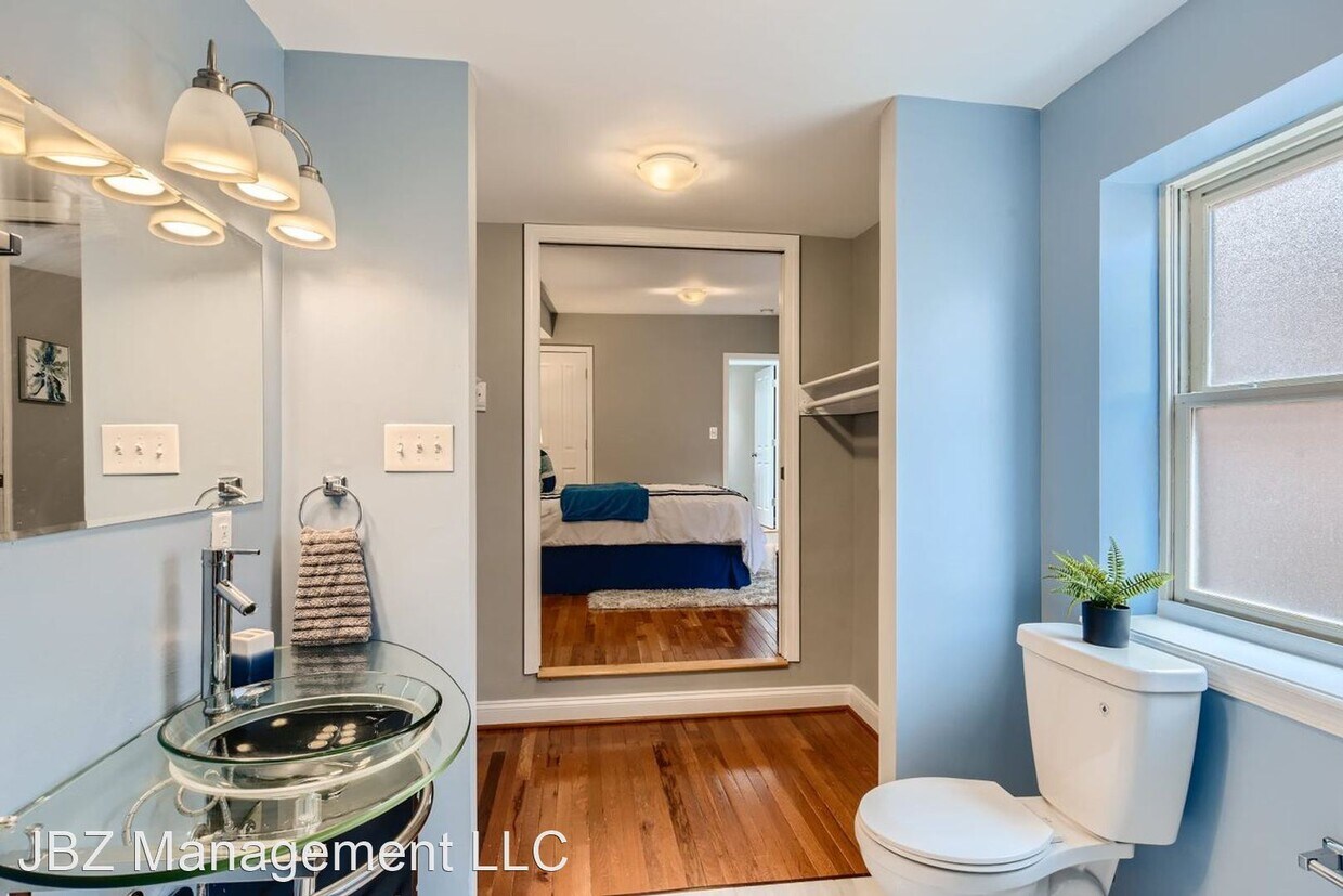 Foto principal - 2 br, 2 bath House - 454 E. Federal Street
