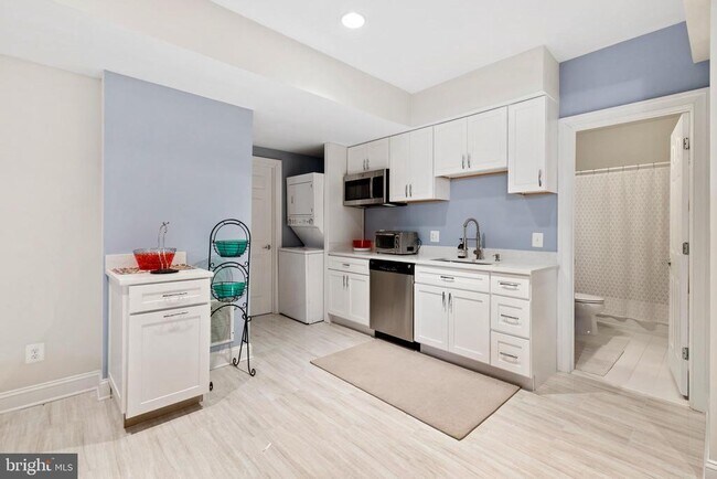 Building Photo - 43610 Aldie Mill Ct