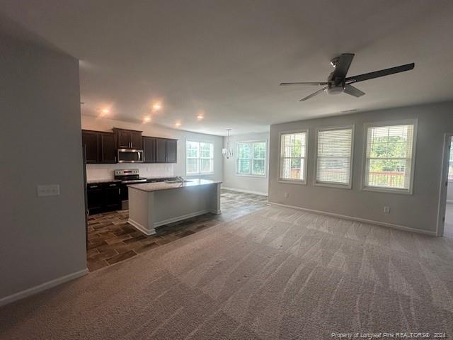 Building Photo - 207 Springhaven Dr