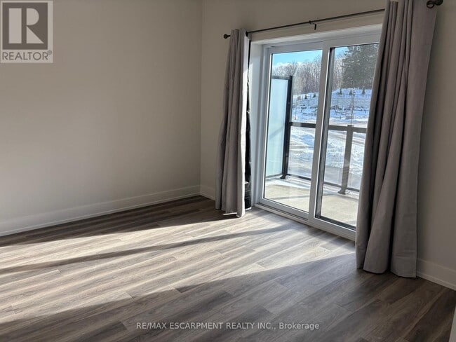 Photo du bâtiment - 1100 Lackner Pl