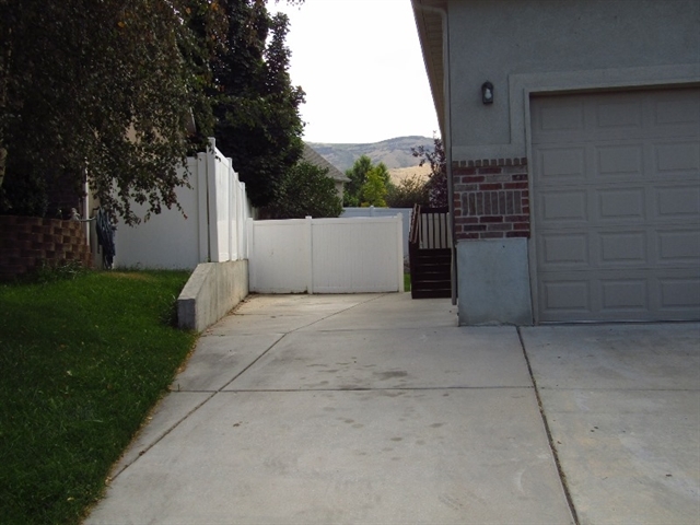 Building Photo - 5129 W Amber Rose Lane