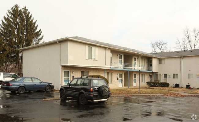 Building Photo - Maple Canyon Village Apartments