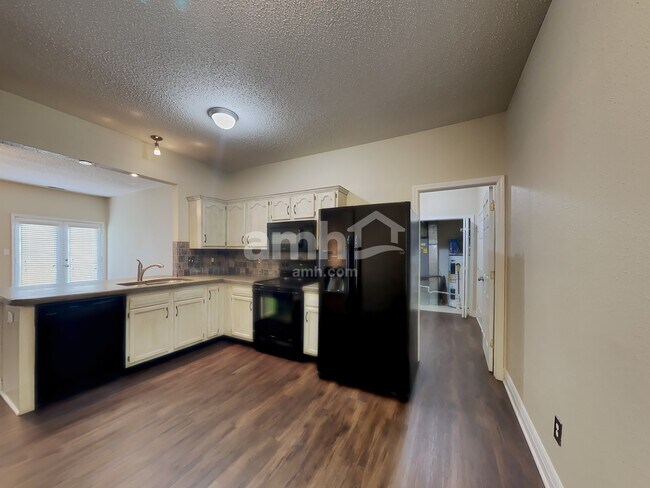 Foto del edificio - 12247 Inside Trail