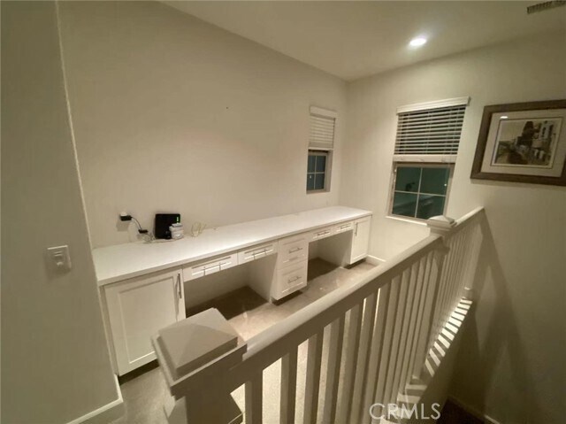 Building Photo - 117 Quiet Grove