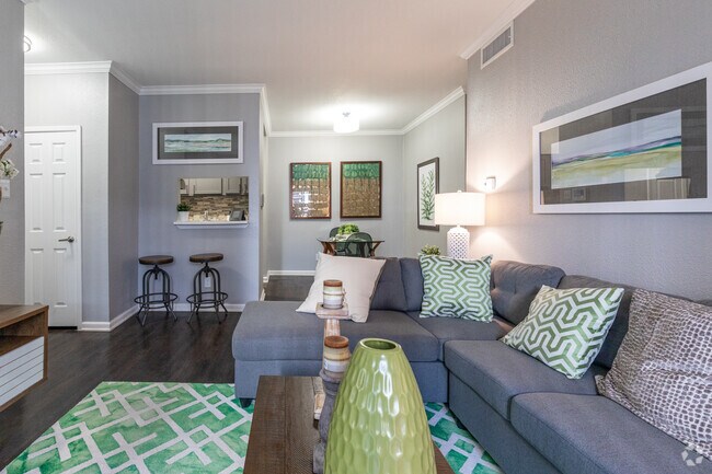 1HAB, 1BA - 475SF - The Quinn at Westchase
