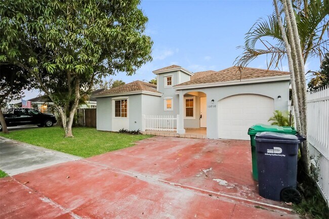 Foto del edificio - 13710 SW 181st Terrace