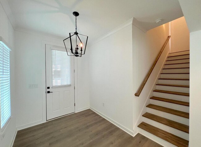 Building Photo - 4681 Casablanca Dr