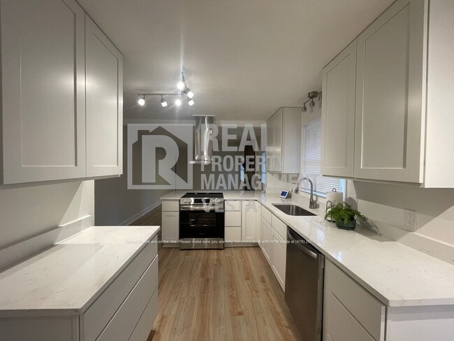 Foto del edificio - 2866 Glen Echo Dr