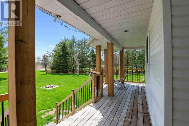Building Photo - 2554 Creemore Ave