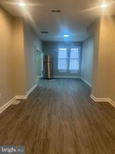 Building Photo - 513 Denison St