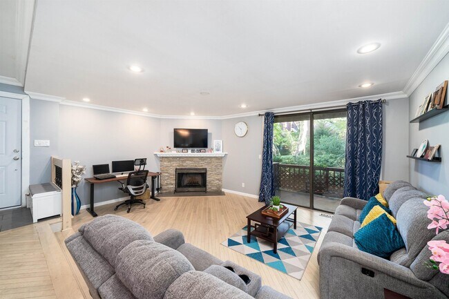 Building Photo - 437 Dunlin Plaza