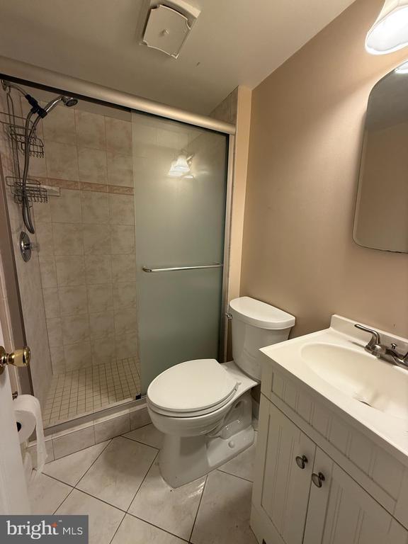 Building Photo - 5056 Kenerson Dr