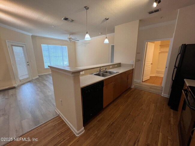 Foto del edificio - 5617 Bowden Rd