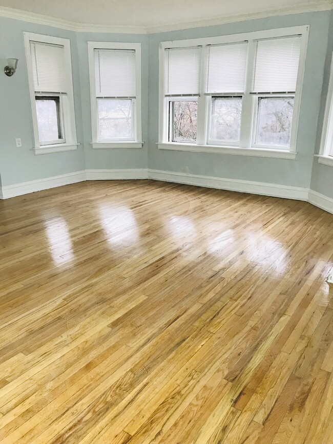 Foto del edificio - 6117 N Richmond St