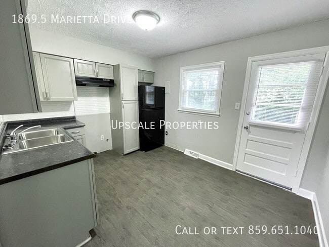 Photo - 1869.5 Marietta Drive- Apartment