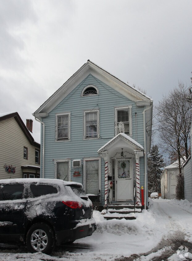 Foto principal - 149 Clinton Ave