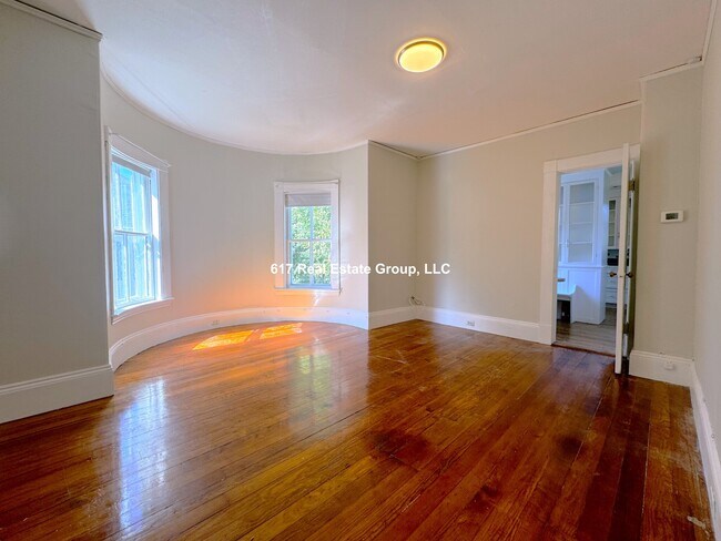 Building Photo - 29 Warwick Rd