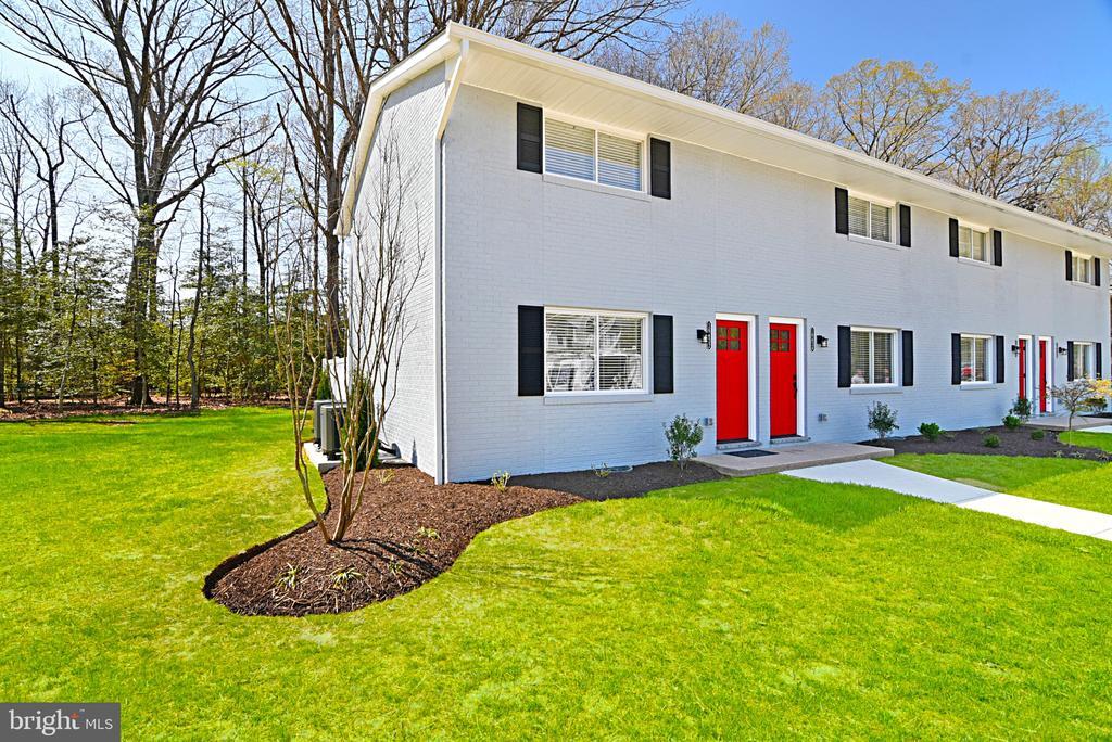 Primary Photo - 16434 Combs Dr